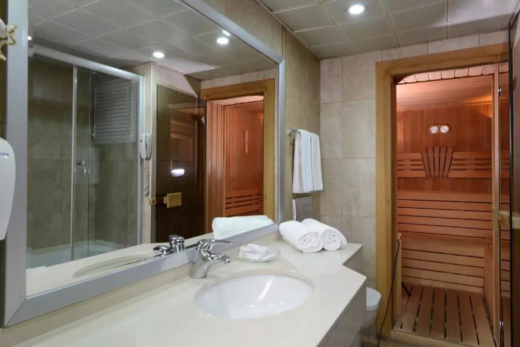 هتل ایسمیرا